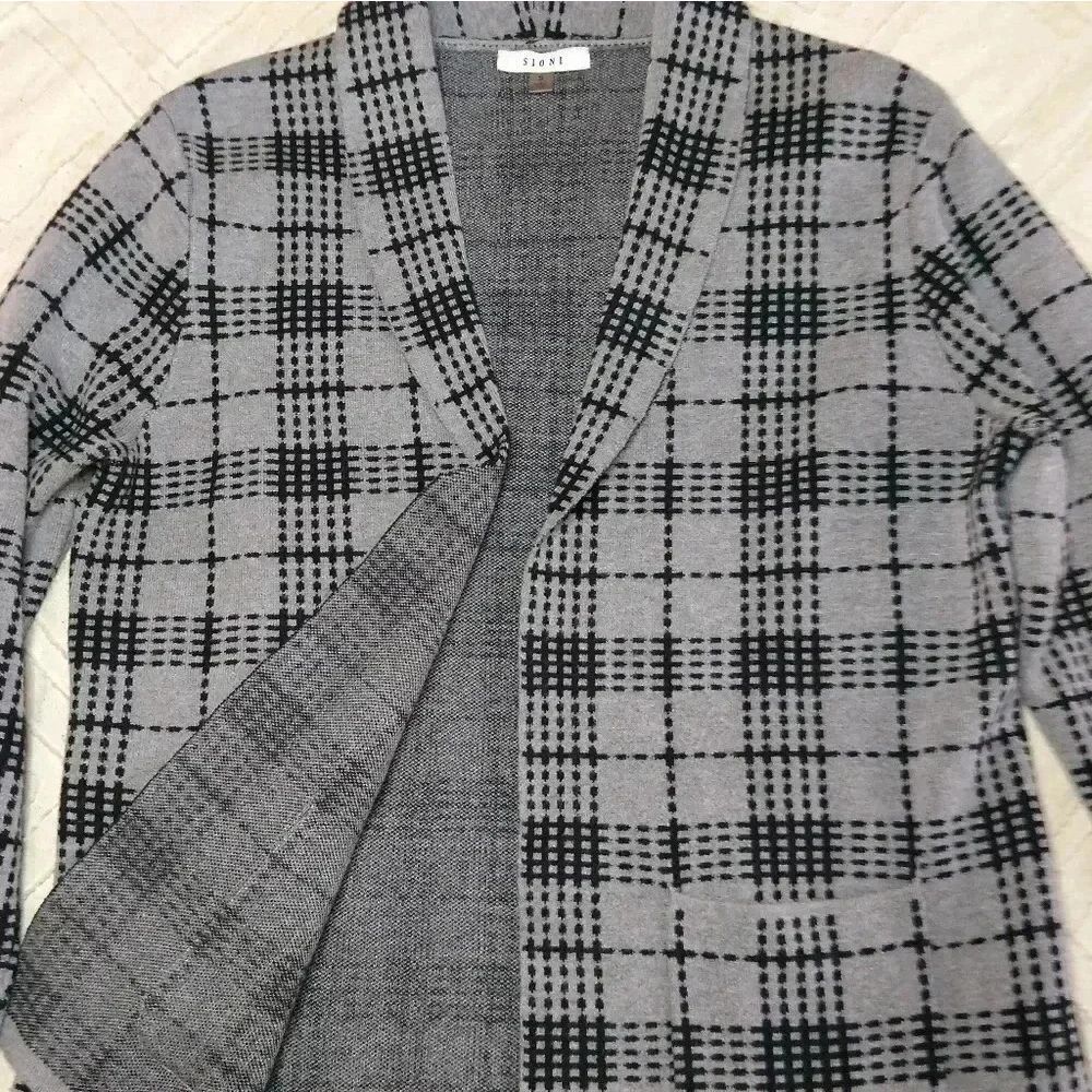 Sioni Grey & Black Checkered Plaid Cardigan, Small, Pockets, Like-New Condition